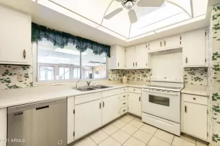 Photo #6: 6267325 Listing