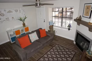 Photo #2: 6267457 Listing