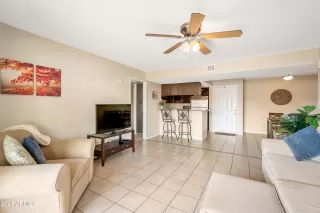 Photo #4: 6267485 Listing