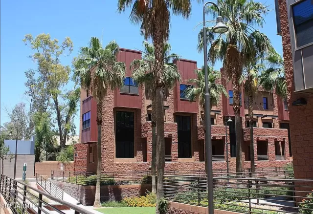 MLS: 6267584 Condo For Sale