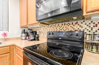 Photo #4: 6267629 Listing 