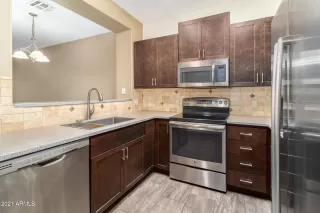 Photo #6: 6267663 Listing