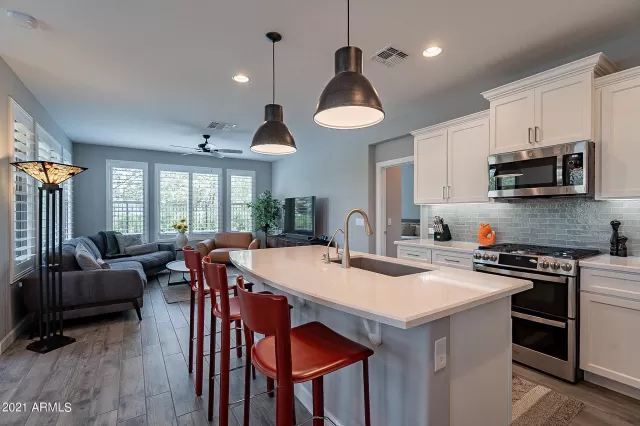 MLS: 6267810 Condo For Sale