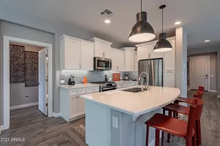 Photo #4: 6267810 Listing