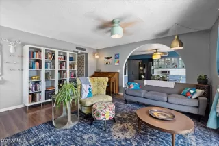 Photo #2: 6267998 Listing