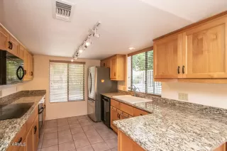 Photo #1: 6268028 Listing