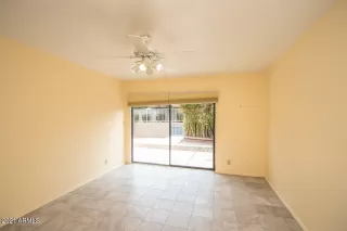 Photo #4: 6268028 Listing