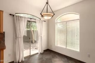 Photo #6: 6268593 Listing