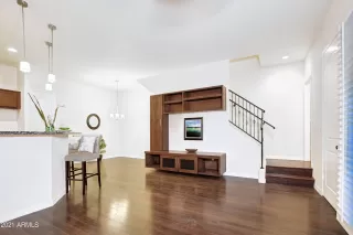 Photo #6: 6268620 Listing 