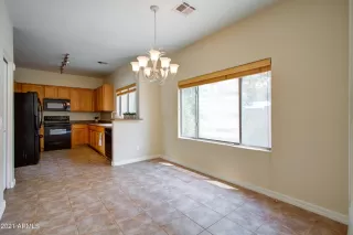 Photo #3: 6268684 Listing