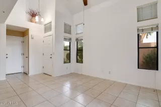 Photo #4: 6268699 Listing