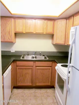 Photo #5: 6268716 Listing 