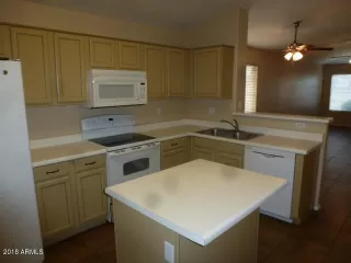 Photo #5: 6268845 Listing