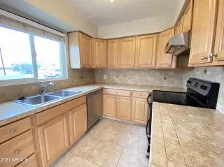 Photo #5: 6269171 Listing