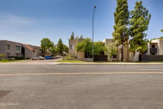 Photo #4: 6269185 Listing