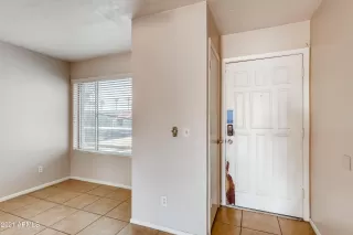 Photo #5: 6269185 Listing