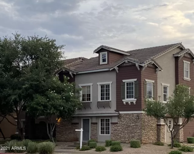 MLS: 6269359 Condo For Sale