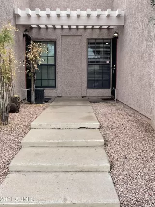 Photo #2: 6269432 Listing