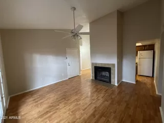 Photo #5: 6269432 Listing