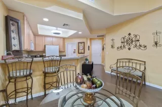 Photo #6: 6269532 Listing 