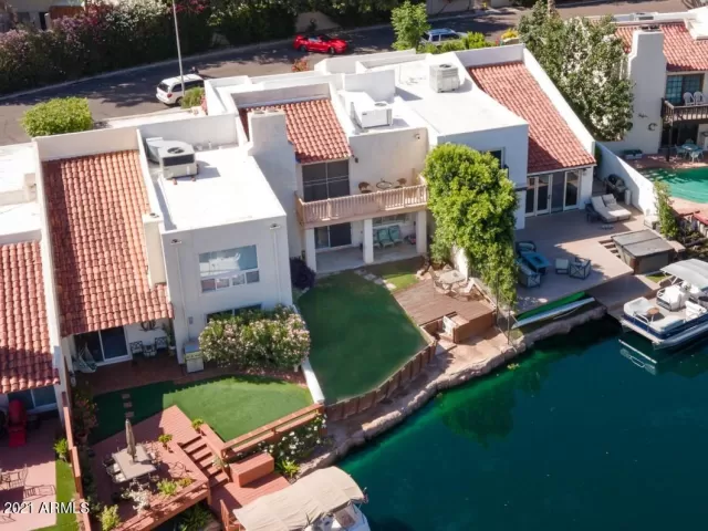 MLS: 6269570 Condo For Sale