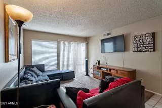 Photo #5: 6269698 Listing 