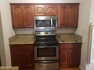 Photo #2: 6270052 Listing 