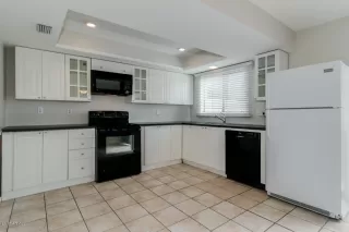 Photo #2: 6270114 Listing 