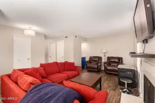 Photo #6: 6270148 Listing