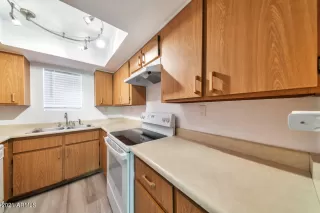 Photo #5: 6270221 Listing