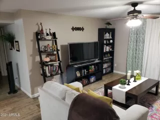 Photo #5: 6270764 Listing