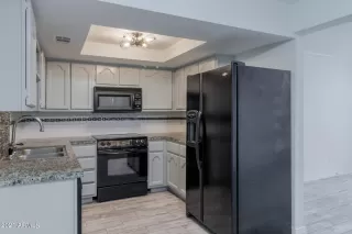 Photo #5: 6270849 Listing