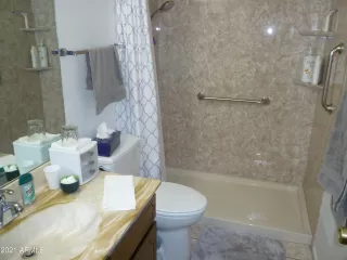 Photo #4: 6270892 Listing