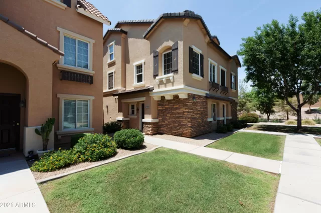 MLS: 6271147 Condo For Sale