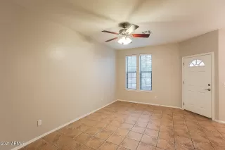 Photo #5: 6271227 Listing