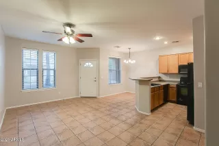 Photo #6: 6271227 Listing