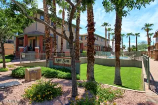 Photo #3: 6271291 Listing