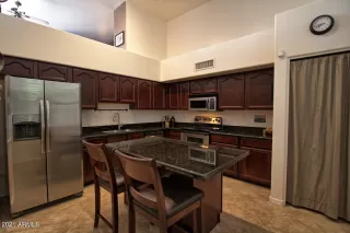 Photo #5: 6271291 Listing