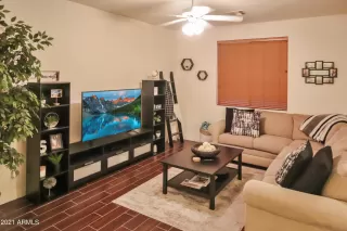 Photo #4: 6271385 Listing 