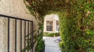 Photo #2: 6271605 Listing