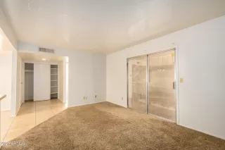 Photo #4: 6271611 Listing