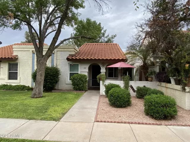 MLS: 6271632 Condo For Sale