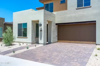 Photo #2: 6271645 Listing