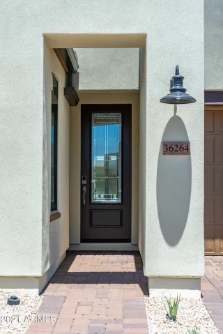 Photo #3: 6271645 Listing