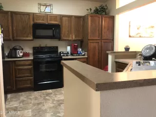 Photo #3: 6271753 Listing