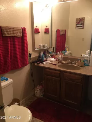 Photo #5: 6271753 Listing