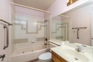 Photo #5: 6271756 Listing