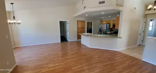 Photo #4: 6271894 Listing