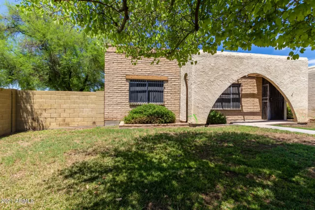 MLS: 6272083 Condo For Sale