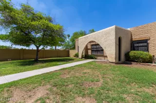 Photo #2: 6272083 Listing